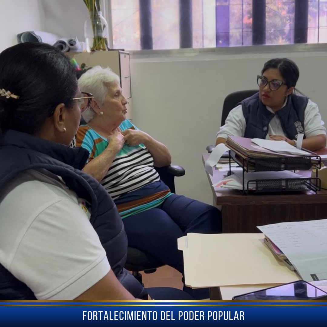 Mesa de trabajo con la comunidad de Baruta