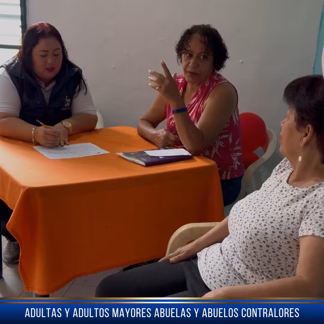 Reunión operativa con líderes comunitarios