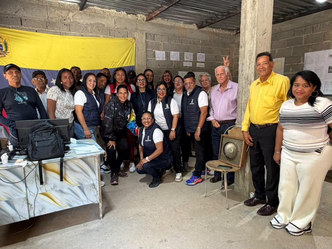 Contraloría de Baruta fortalece el control social con taller en la Comuna Hugo Chávez Frías